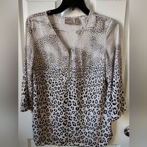 ChICO'S Animal Print 3/4 Sleeve Top Size 0 (4/6- S)
